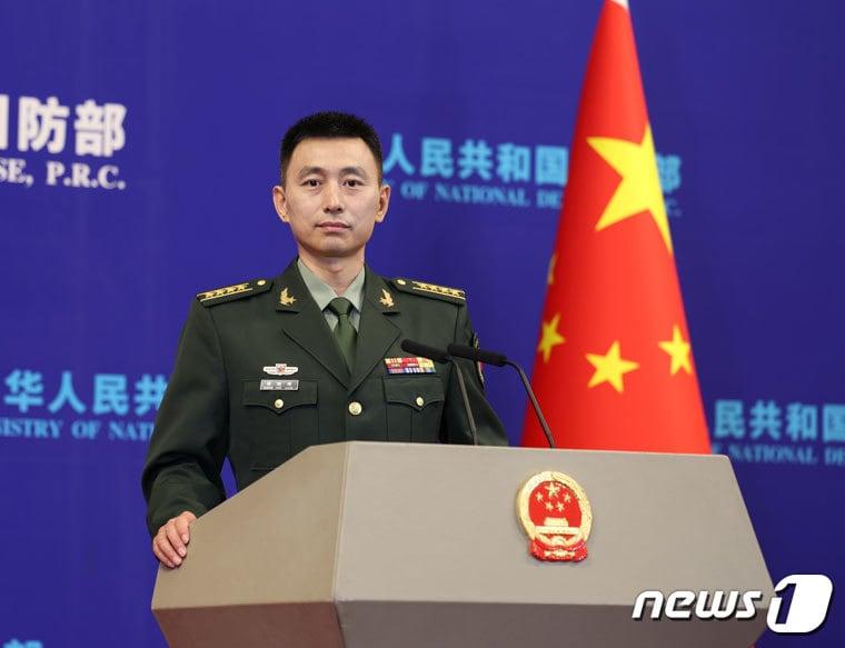 본문 이미지 - 장샤오강 중국 국방부 대변인 (사진 출처=중국 국방부 홈페이지) ⓒ News1 정은지 특파원
