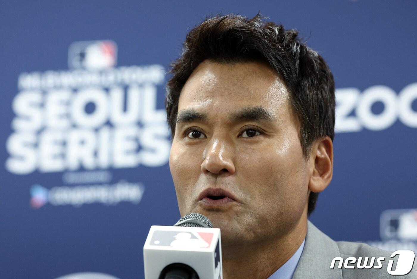 미국프로야구(MLB) 공식 개막 서울시리즈 1차전 시구를 맡은 박찬호가 20일 오후 서울 고척스카이돔에서 기자회견을 하고 있다. 2024.3.20/뉴스1 ⓒ News1 박정호 기자