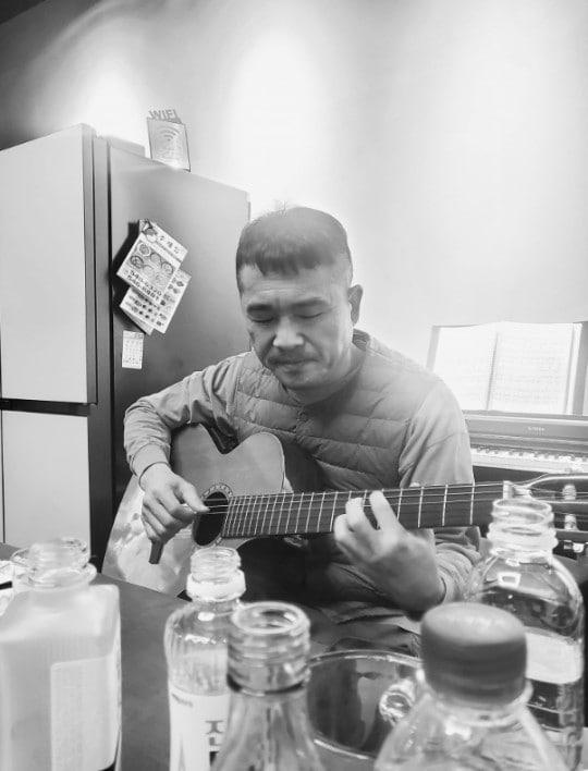 본문 이미지 - 김건모/박준희 페이스북 갈무리