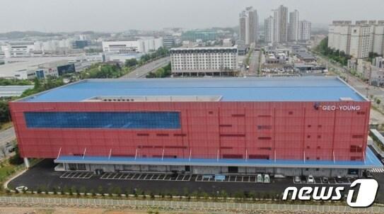 본문 이미지 - 지오영 천안 제2허브물류센터 전경.(지오영 제공)/뉴스1 ⓒ News1