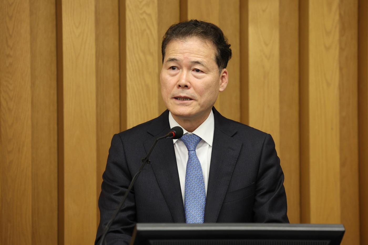 본문 이미지 - 김영호 통일부 장관이 22일 서울 서대문구 연세대에서 열린 한국정치학회 2024년 춘계학술대회에 참석해 축사를 하고 있다.(통일부 제공)