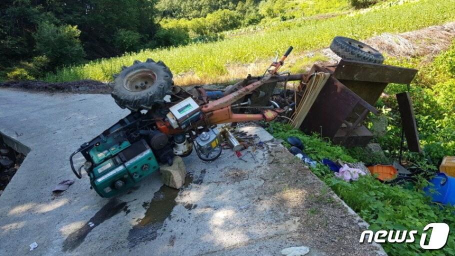 본문 이미지 - 농기계 안전사고.(괴산소방서 제공)/뉴스1