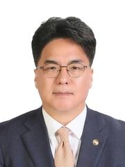 본문 이미지 - 한국평가정보(KCS)는 윤태식 전 관세청장을 이사회 의장으로 선임했다고 밝혔다.(NCS 제공)