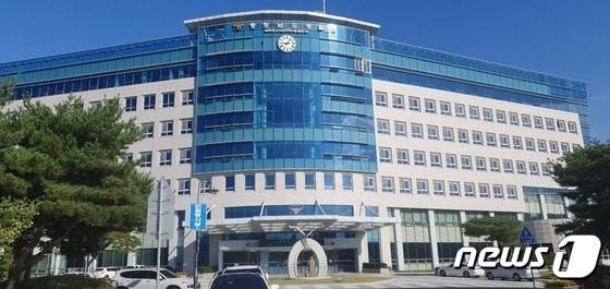 본문 이미지 - 충남경찰청 전경. /뉴스1