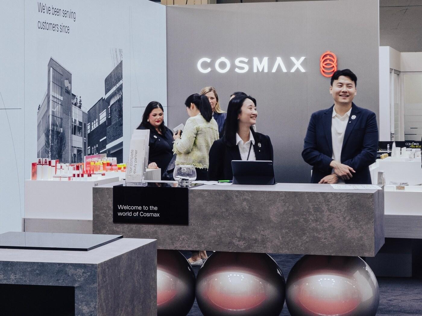 본문 이미지 - 코스맥스는21~24일(현지시간) 이탈리아 볼로냐에서 개최된 제55회 '코스모프로프 볼로냐 2024' 부스 전시를 성료했다.(코스맥스제공)