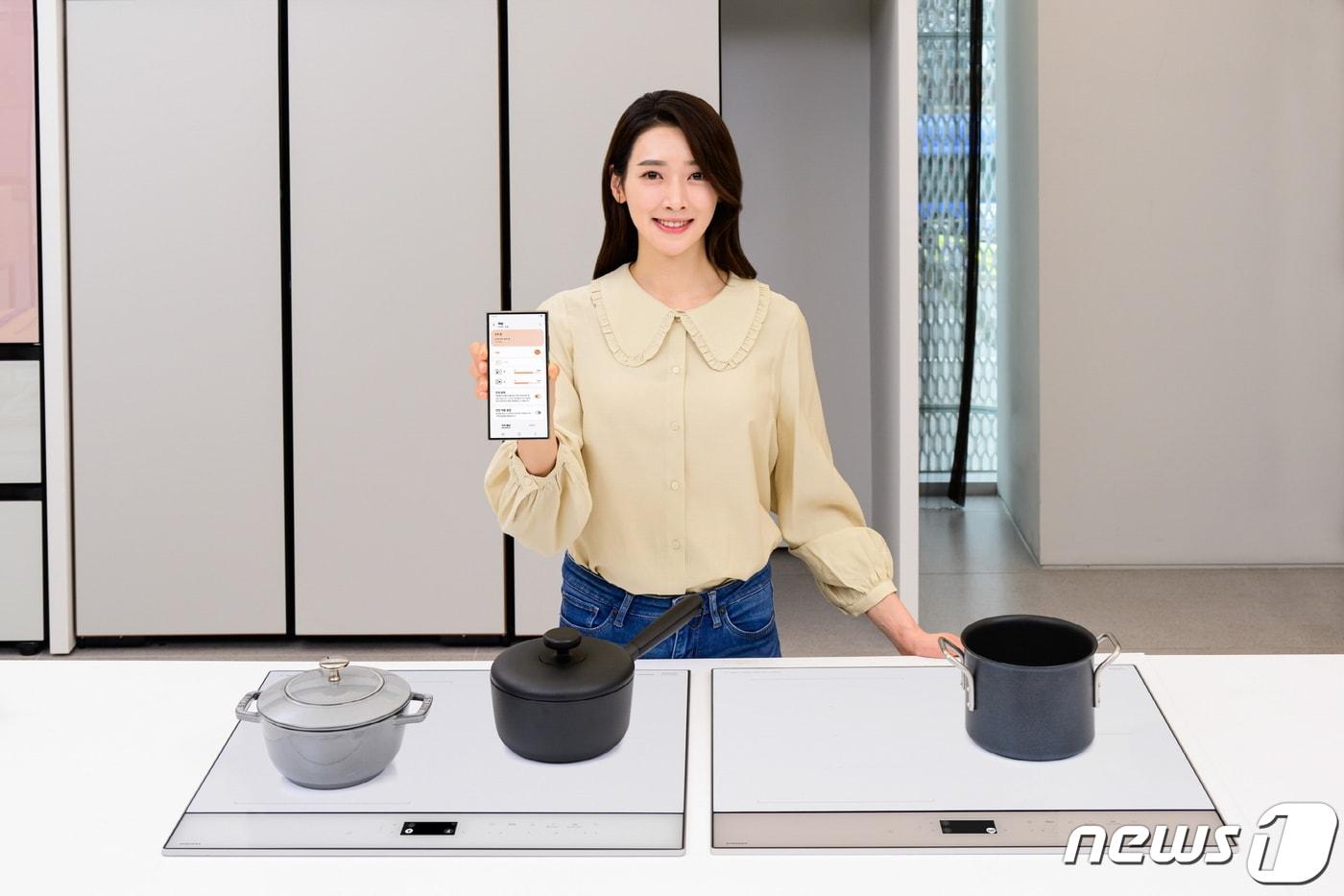 본문 이미지 -  삼성전자가 안전 기능을 대폭 강화한 2024년형 '비스포크 인덕션' 신제품을 29일 출시한다. (삼성전자 제공) 