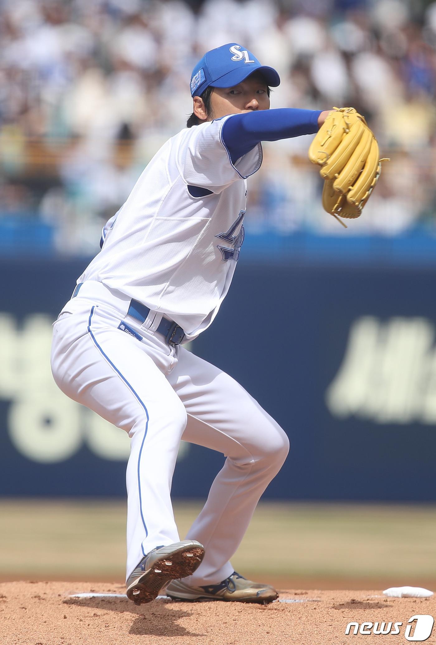 본문 이미지 - 삼성 라이온즈 백정현이 종아리 부상으로 1군에서 말소됐다. / 뉴스1 DB ⓒ News1 공정식 기자