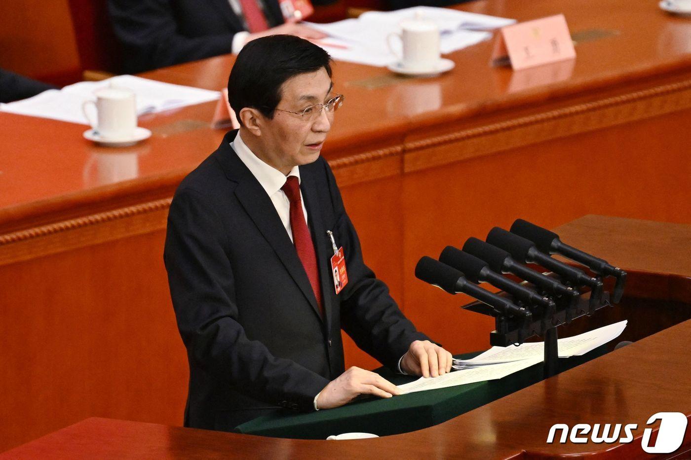 본문 이미지 - 왕후닝 중국인민정치협상회의 전국위원회 주석. 2024. 3. 5 ⓒ AFP=뉴스1