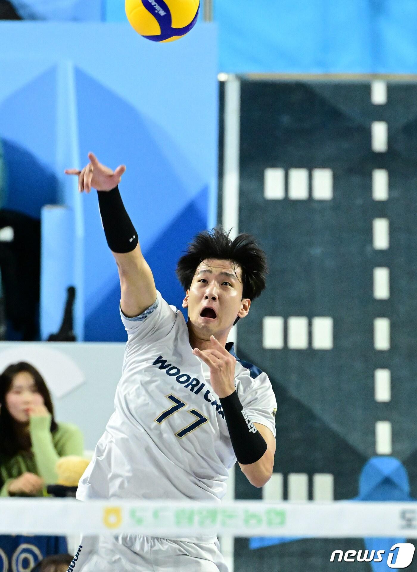 본문 이미지 - 우리카드 송명근(31). (KOVO 제공)