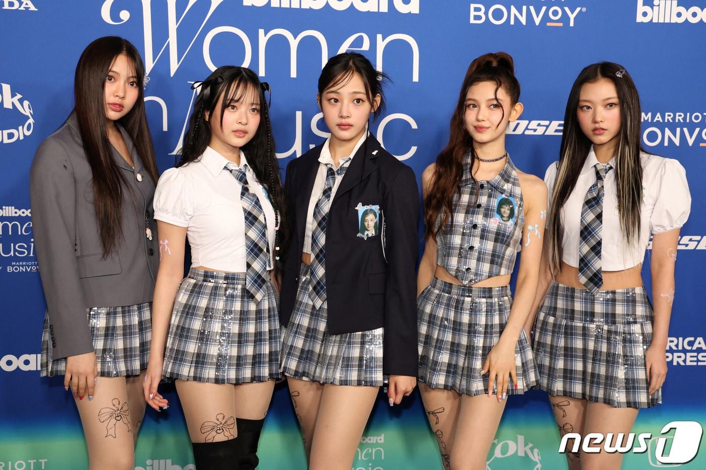 미국 캘리포니아 잉글우드에서 열린 빌보드 우먼 인 뮤직 어워드에 뉴진스가 참석해 포즈를 취하고 있다. 2024.03.06 ⓒ 로이터=뉴스1 ⓒ News1 정지윤 기자