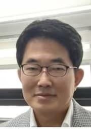 본문 이미지 - 백범흠 서울대 아시아연구소 초빙교수(전 한중일협력사무국(TCS) 사무차장).