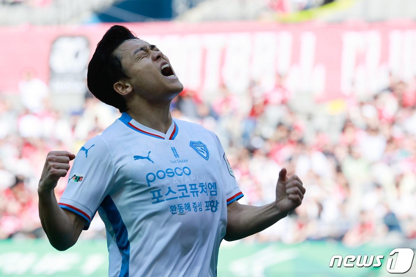 본문 이미지 - 득점 후 포효하는 포항 스틸러스의 정재희 2024.4.13/뉴스1 ⓒ News1 안은나 기자