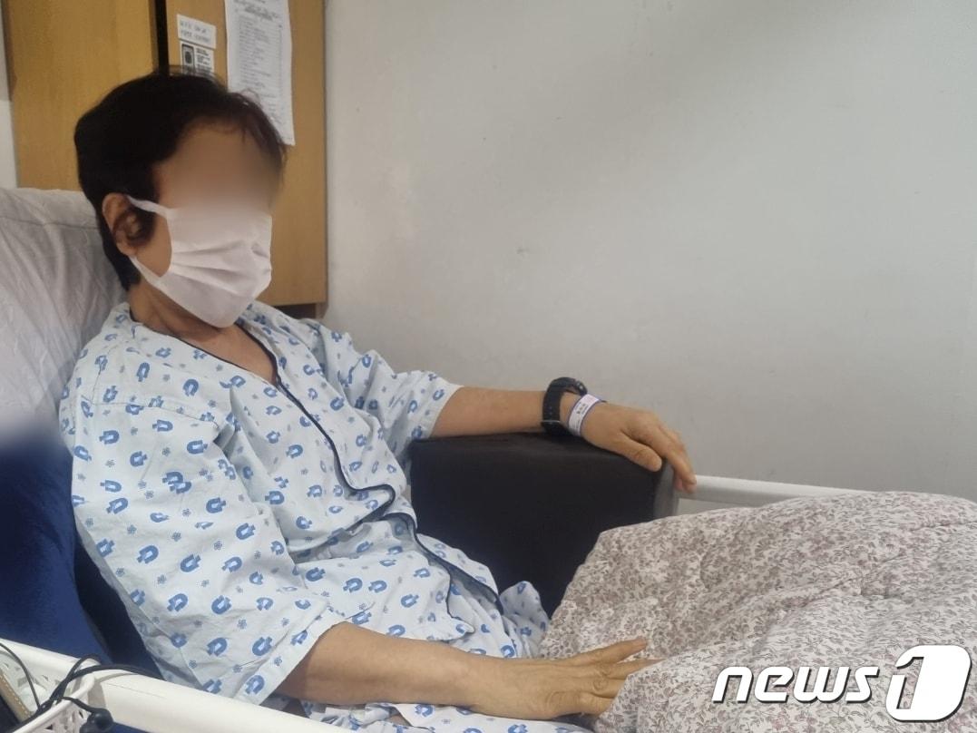 본문 이미지 - 순직 경찰 유족 천 모 씨가 3일 서울 영등포구의 한 종합병원에서 뉴스1과 인터뷰를 하고 있다. ⓒ 뉴스1 박혜연 기자