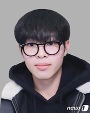 본문 이미지 - 소방관을 꿈꾸던 19살 강진식씨가 5명에게 새생명을 안기고 세상을 떠났다.(전남대병원 제공) 2024.4.15