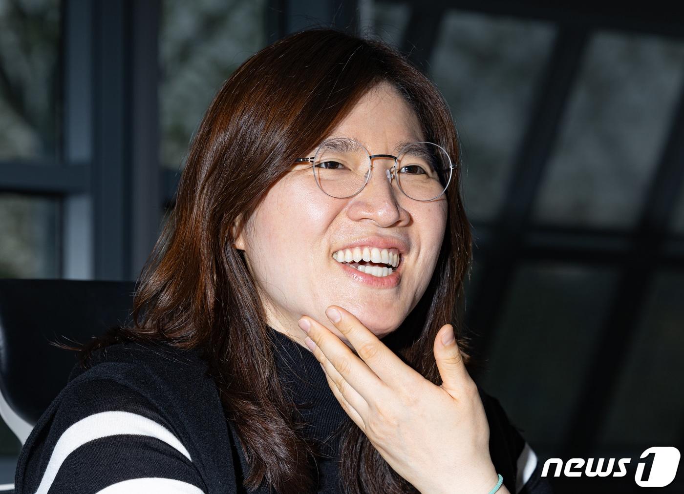 본문 이미지 - 장미란 문화체육관광부 제2차관이 15일 오전 서울 종로구 국립현대미술관에 마련된 집무실에서 뉴스1과 인터뷰를 하고 있다. 2024.4.15/뉴스1 ⓒ News1 이재명 기자