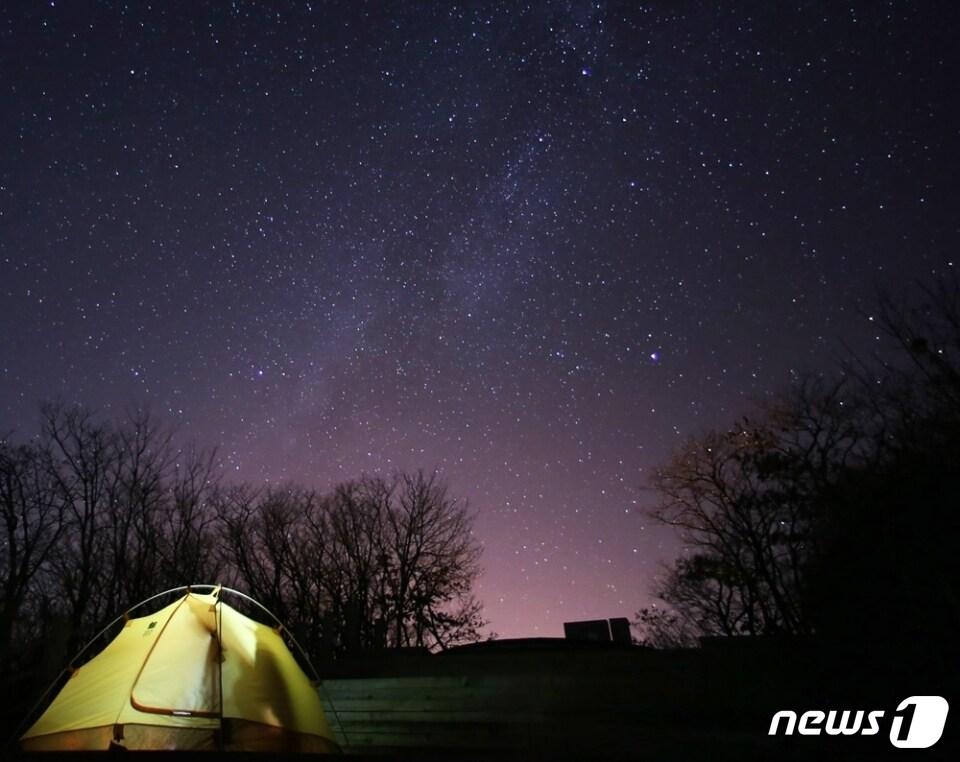 본문 이미지 - 경북도는 17일 문화체육관광부의 '계획공모형 지역관광 개발사업'에 경북 영양군의 '별의별 이야기, 영양'이 최종 선정됐다고 밝혔다. ⓒ News1 김대벽기자