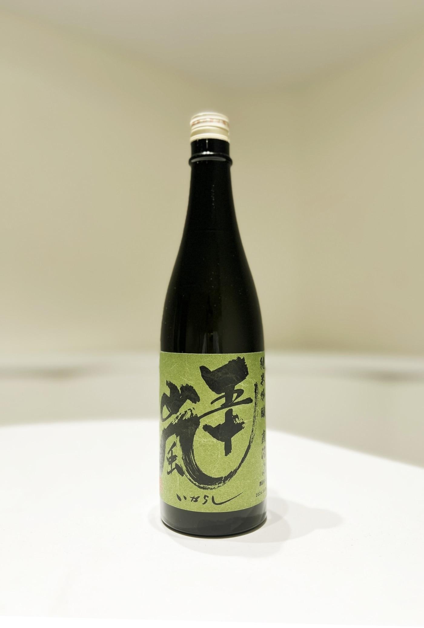 본문 이미지 - 하이트진로가 수입, 출시하는 일본 사이타마 지역 사케 '이가라시 준마이긴죠 지카구미'.(하이트진로 제공)