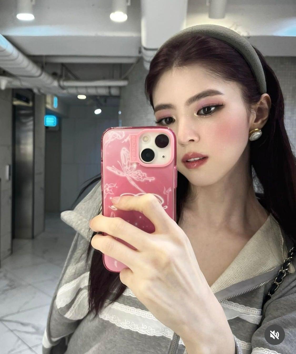 BFF에서 한소희 인스타그램 패션 틸든 비니를 구매해보세요!