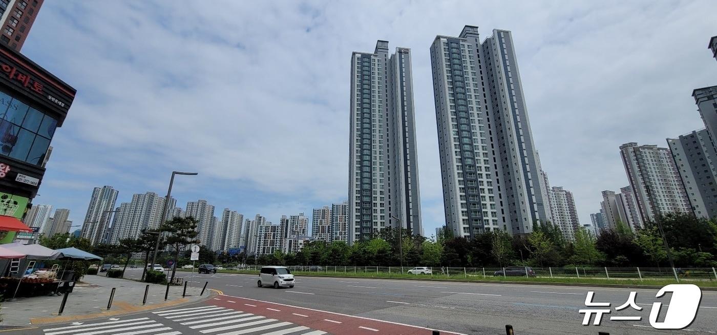 본문 이미지 - 경기 화성시 동탄신도시 인근 아파트 단지들. 2024.4.22/뉴스1 ⓒ News1 황보준엽 기자