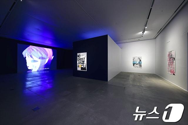 본문 이미지 - 서울시립 북서울미술관 '영혼은 업고 껍데기만' 전시(삼화페인트 제공) 