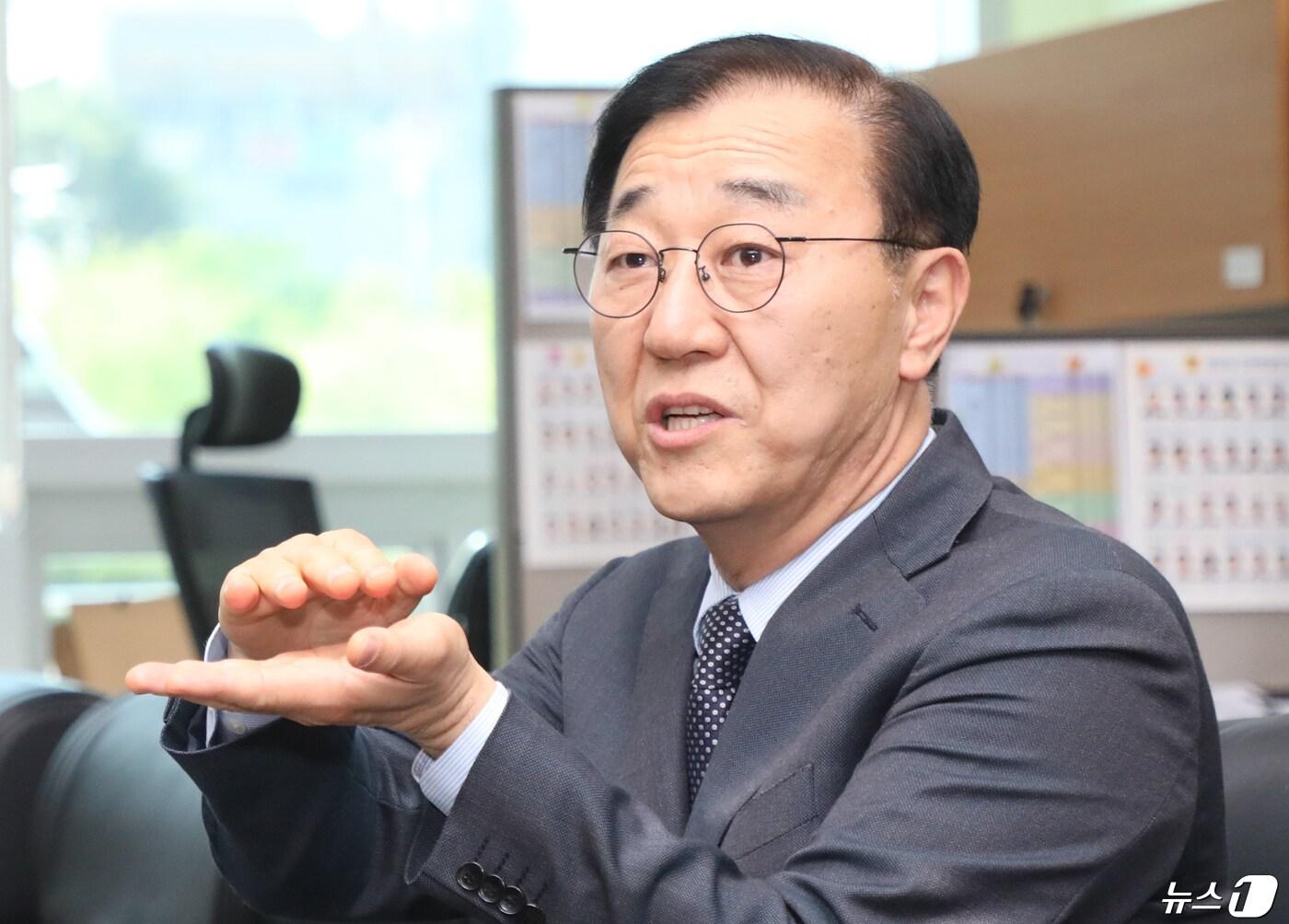 본문 이미지 - 김윤덕 더불어민주당 의원(이 제22대 국회 제2호 법안으로 ‘전북특별자치도 설치 등에 관한 특별법 일부개정법률안’을 대표 발의했다./뉴스1 ⓒ News1 유경석 기자