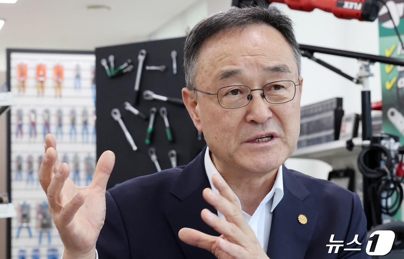 본문 이미지 - 송치영 소상공인연합회 회장 2024.4.24/뉴스1 ⓒ News1 김성진 기자