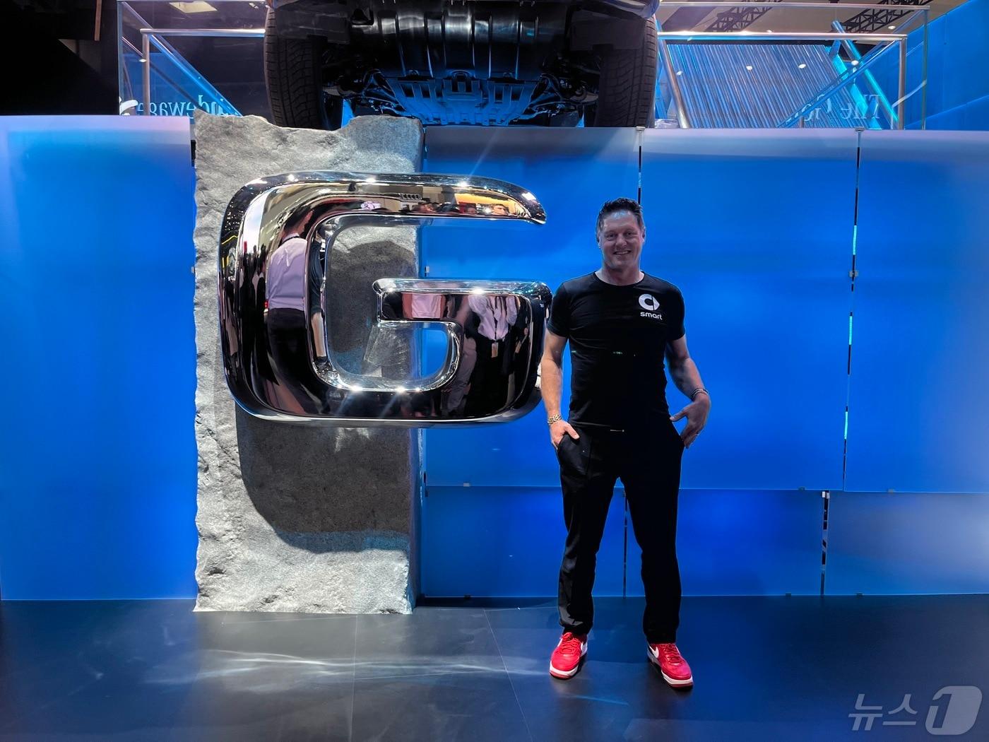 본문 이미지 - 고든 바그너 벤츠 CDO.