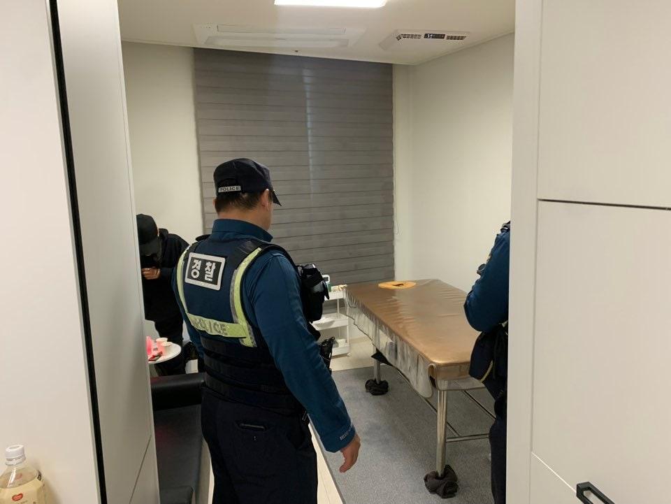 본문 이미지 - 성매매 단속 현장 