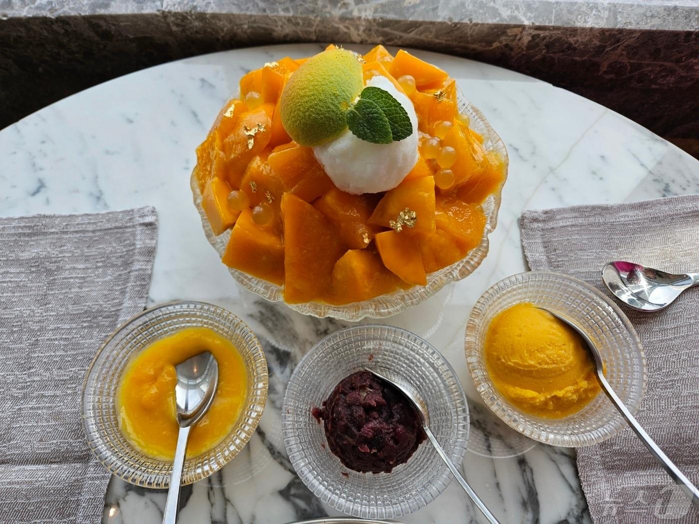 본문 이미지 - 시그니엘 서울 '제주 애플망고 빙수'.