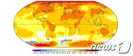 본문 이미지 - 과거 30년(1951~1980년) 대비 최근 20년(2000~2022년) 평균 기온의 변화. (질병청 제공)