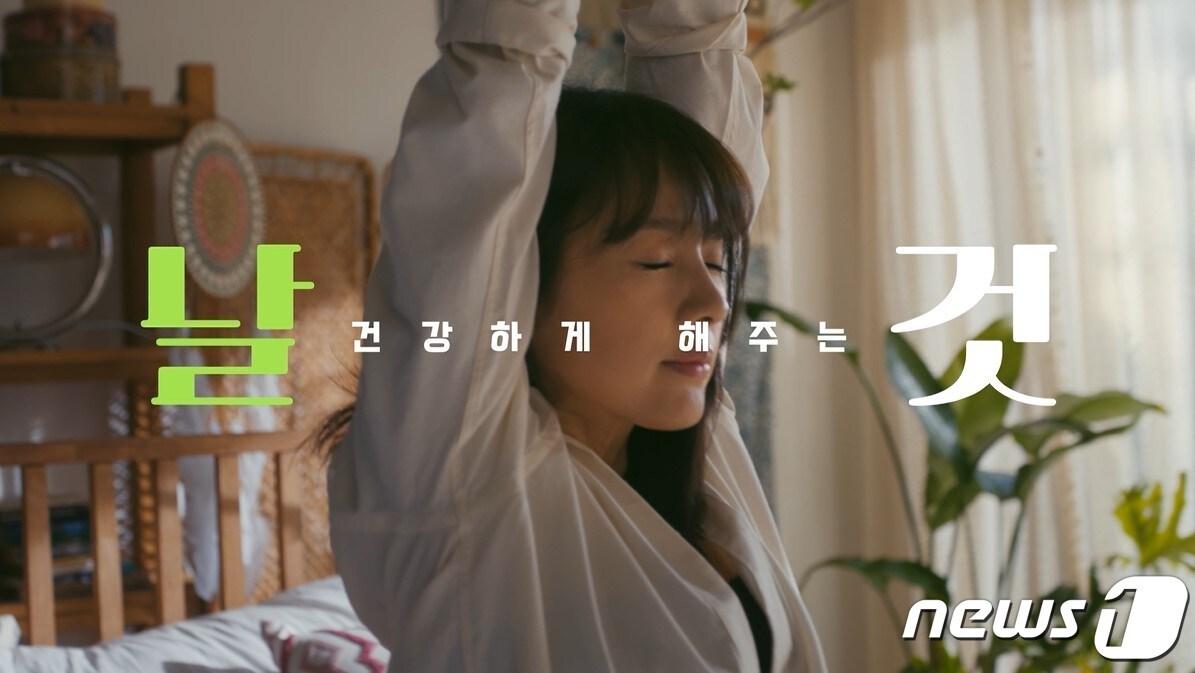 본문 이미지 - 이효리 날것캠페인 광고 스틸컷 (휴롬 제공)