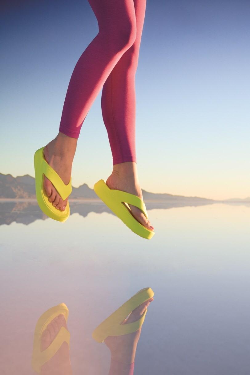 본문 이미지 - 스타일 샌들 컬렉션.(크록스제공)