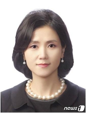 본문 이미지 - 안미정 OCI홀딩스 이사회 신임 의장(OCI홀딩스 제공)