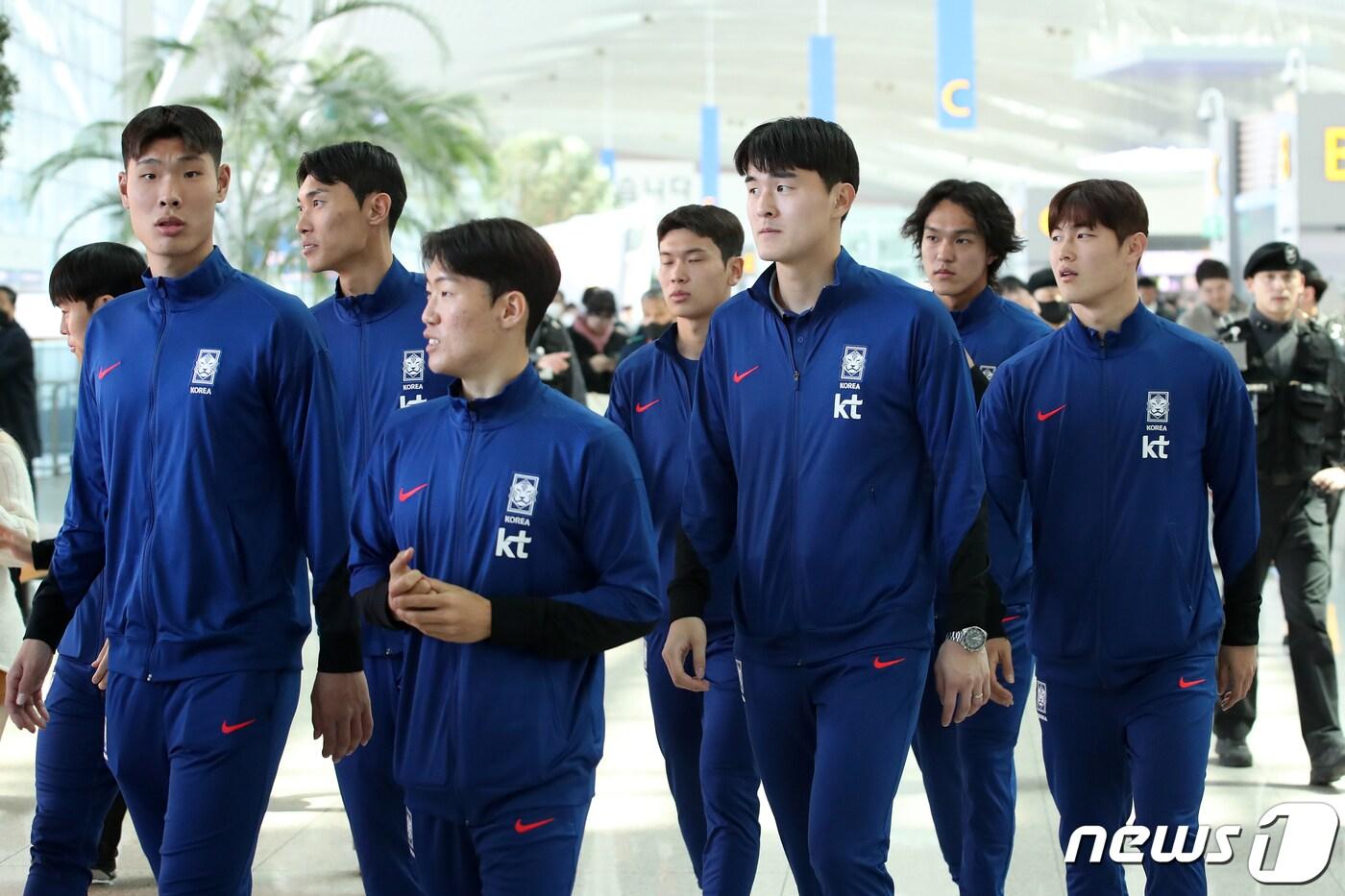 본문 이미지 - 황선홍 감독이 이끄는 한국 U23 축구대표팀이 27일 귀국할 예정이다.  2024.4.5/뉴스1 ⓒ News1 이승배 기자