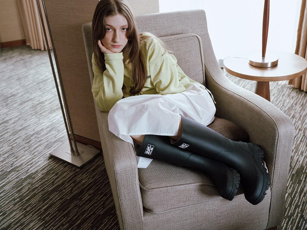 본문 이미지 - 무신사는 지난 3월 한 달간 레인부츠 판매가 지난해 대비 53% 늘었다고 8일 밝혔다.(무신사제공)