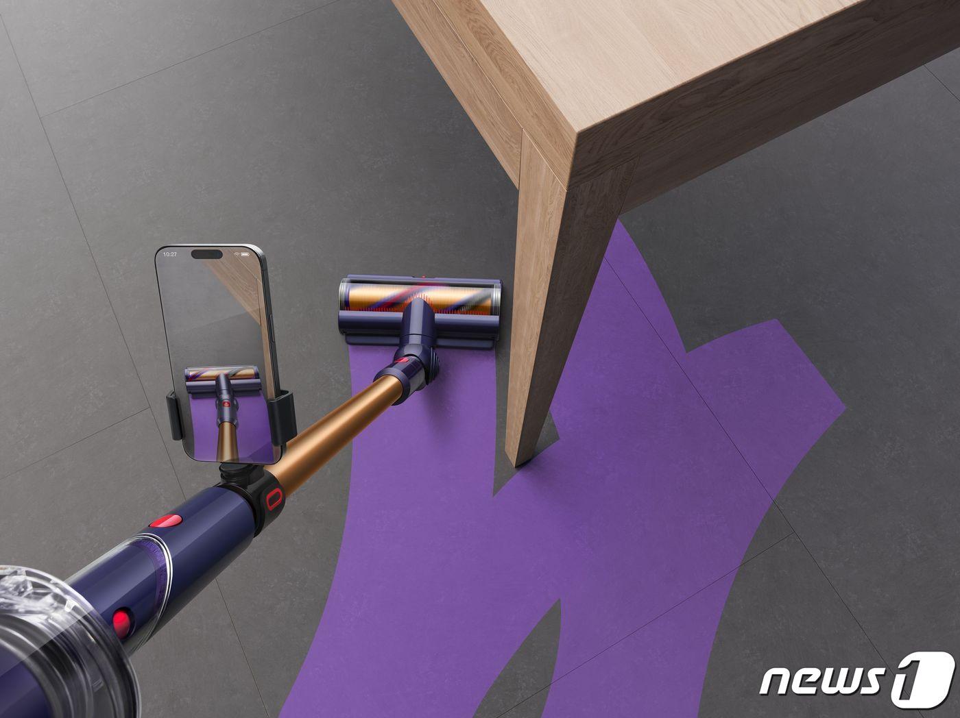 본문 이미지 -  증강현실(AR) 기술을 활용한 다이슨의 '클린 트레이스' 청소 툴. (다이슨 제공)
