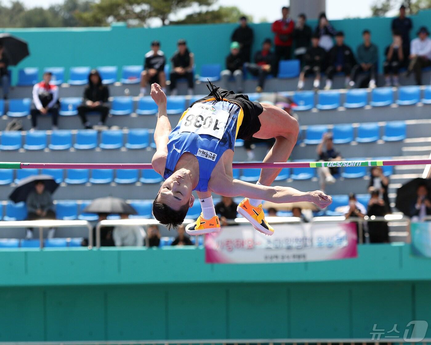 본문 이미지 - 우상혁이 3일부터 7일까지 경북 예천에서 열리는 '제52회KBS배 전국육상경기대회'에 출전한다.(대한육상연맹 제공)