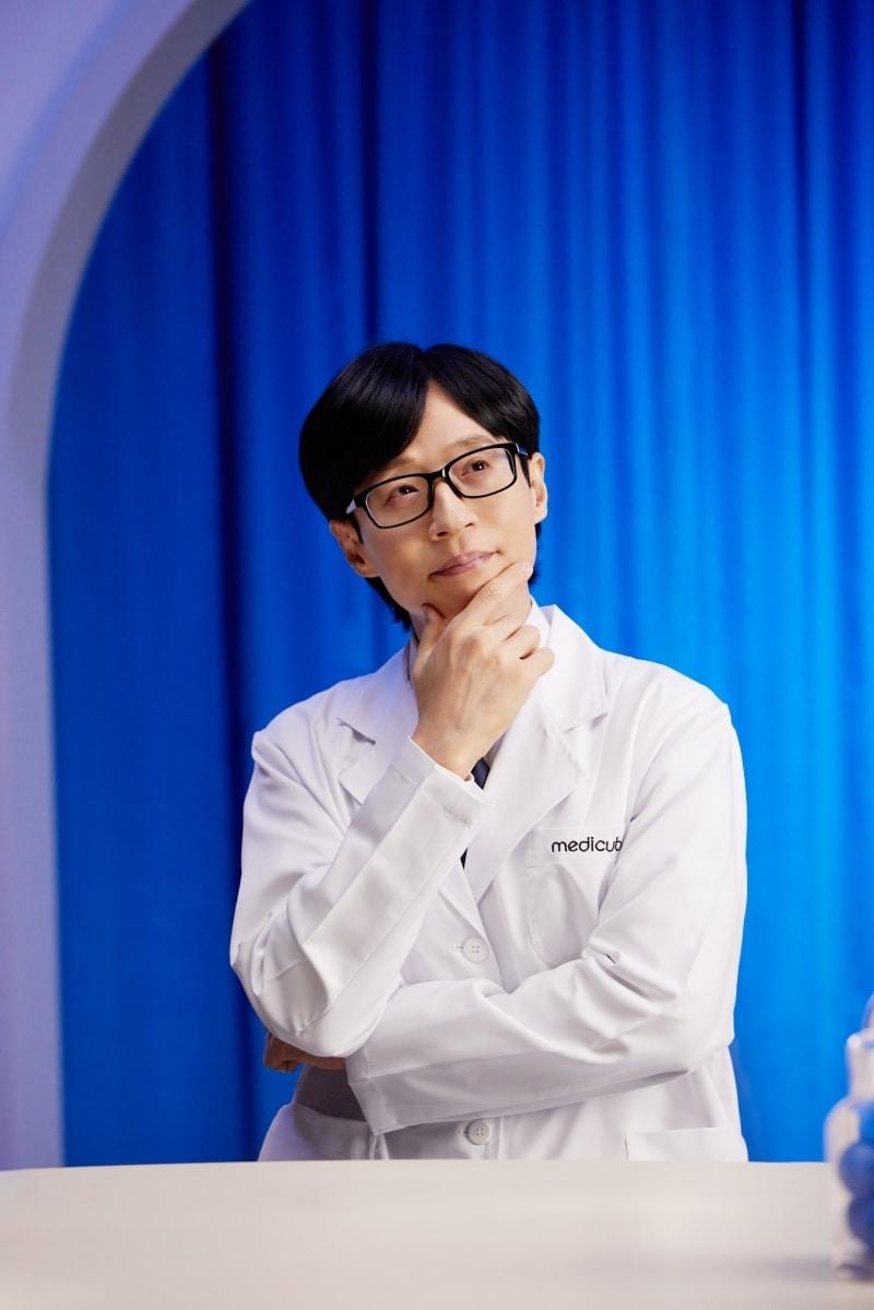 본문 이미지 - 메디큐브는 코스메틱 부문 대표 모델 유재석과 함께한 새로운 광고 캠페인을 공개했다.(에이피알제공)