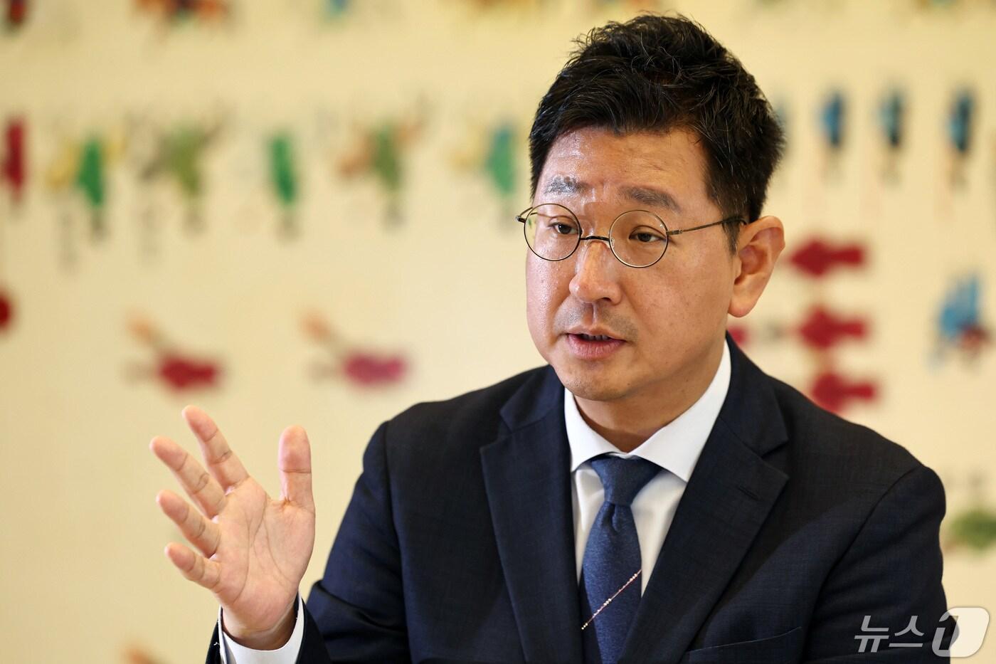 본문 이미지 - 김태선 더불어민주당 국회의원 당선인이 14일 서울 여의도 국회에서 과 인터뷰하고 있다. 2024.5.14/뉴스1 ⓒ News1 구윤성 기자