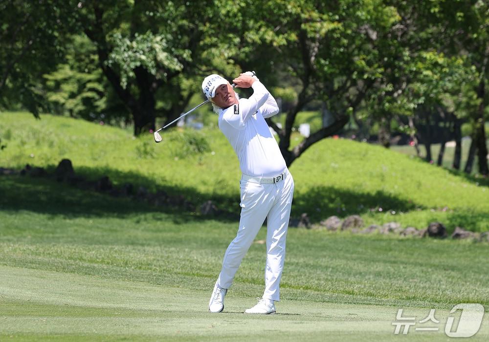 본문 이미지 - 한국프로골프(KPGA) 투어의 허인회. (SK텔레콤 제공) /뉴스1