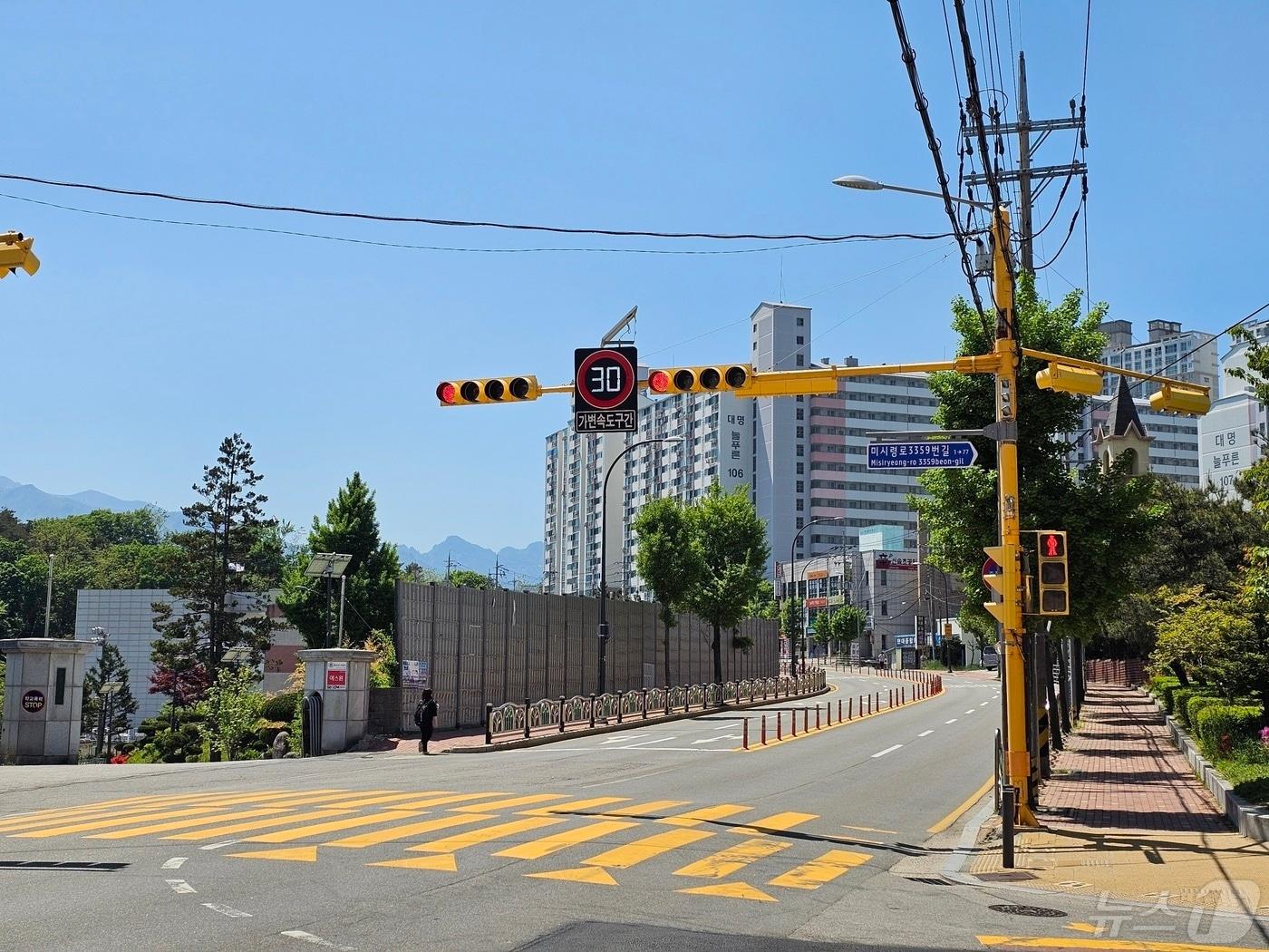 본문 이미지 - 속초시 어린이보호구역 속도제한 탄력운영.(속초시 제공) 2024.5.15/뉴스1