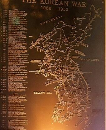 본문 이미지 - 캔자스 한국전쟁(6·25전쟁) 참전비.(재향군인회 제공)