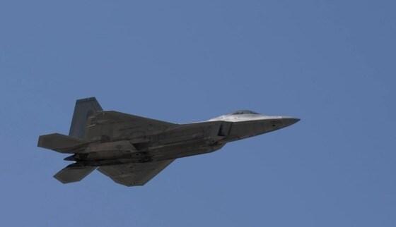 본문 이미지 - F-22.(미국 국방부 국방영상정보배포서비스·DVIDS).