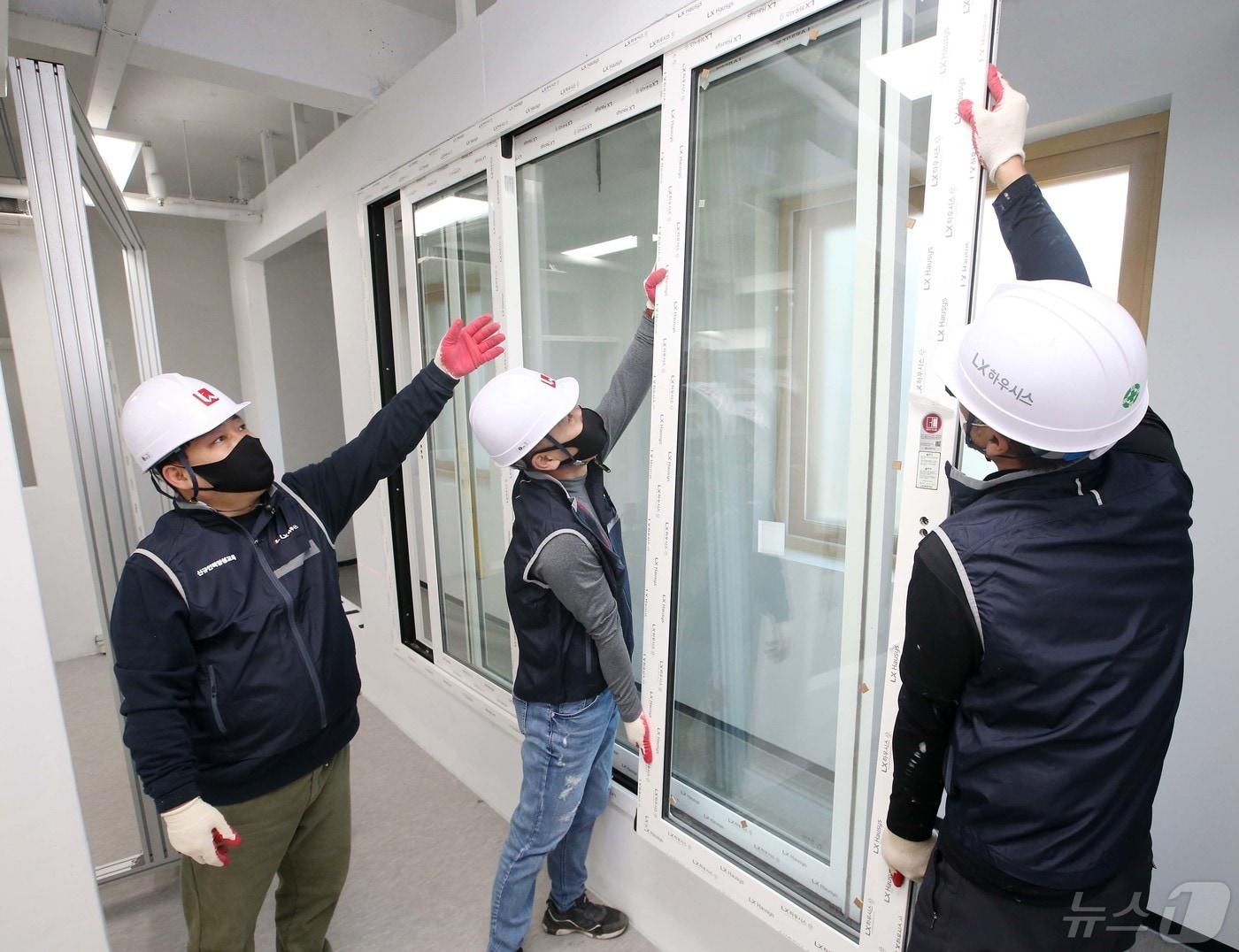 본문 이미지 - LX하우시스 LX지인 인테리어 아카데미 시공 교육(LX하우시스 제공) 