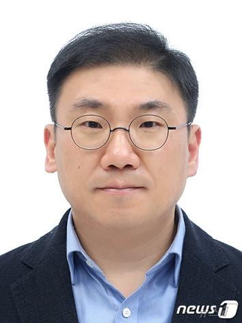 본문 이미지 -  박현석 국회미래연구원 거버넌스그룹장