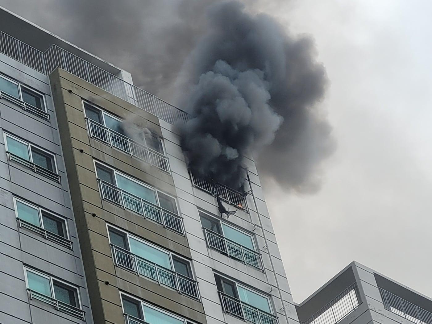 본문 이미지 - 화재 현장. (경기도소방재난본부 제공원