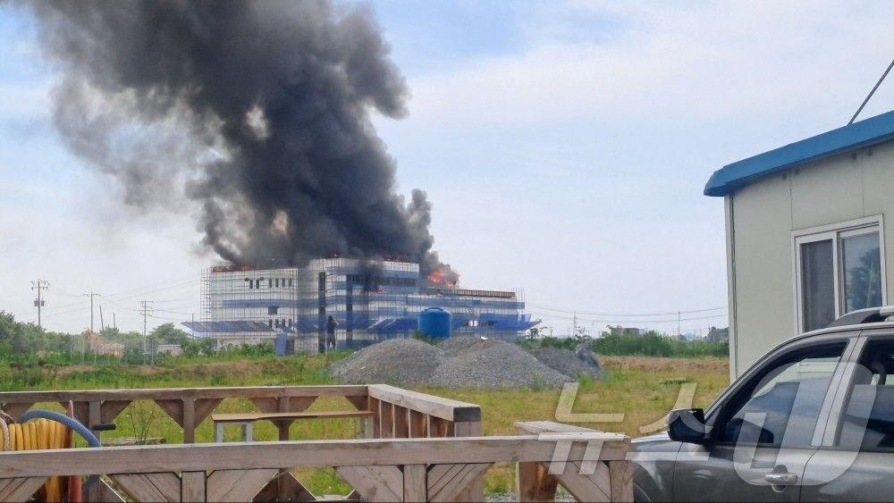 본문 이미지 - 현장 사진 경기소방재난본부 제공./