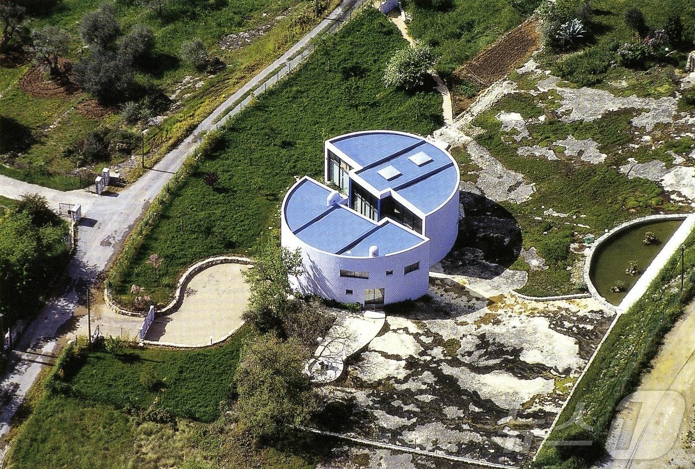 이성자 화백의 화실 '은하수'(진주시 제공).