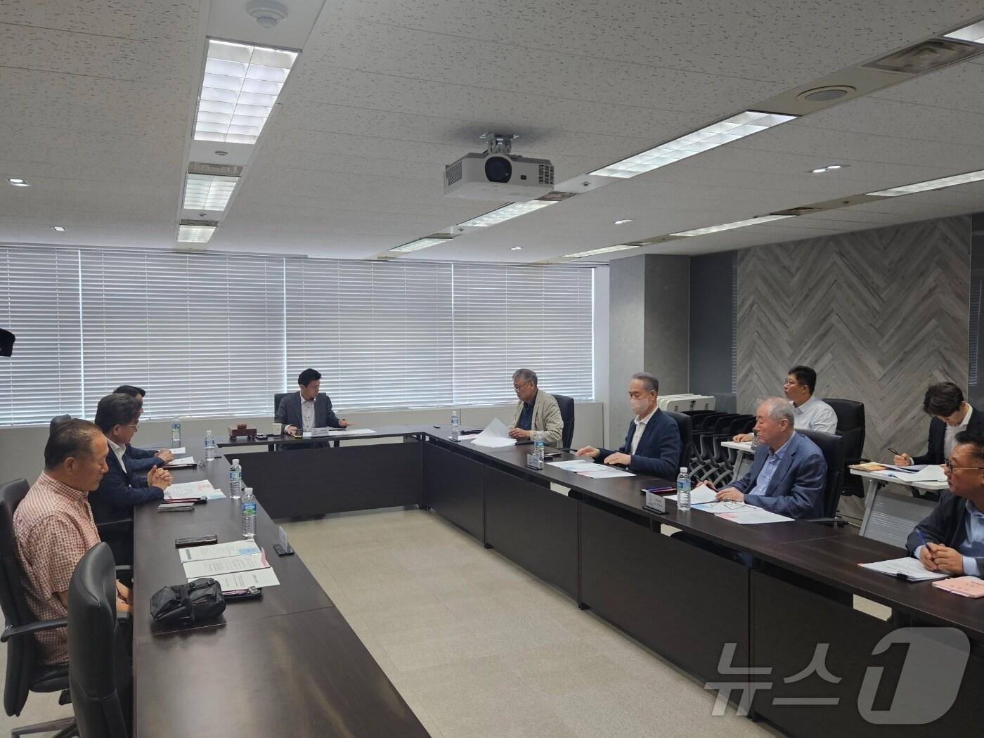 본문 이미지 - KOVO의 상벌위원회 모습ⓒ News1 안영준 기자