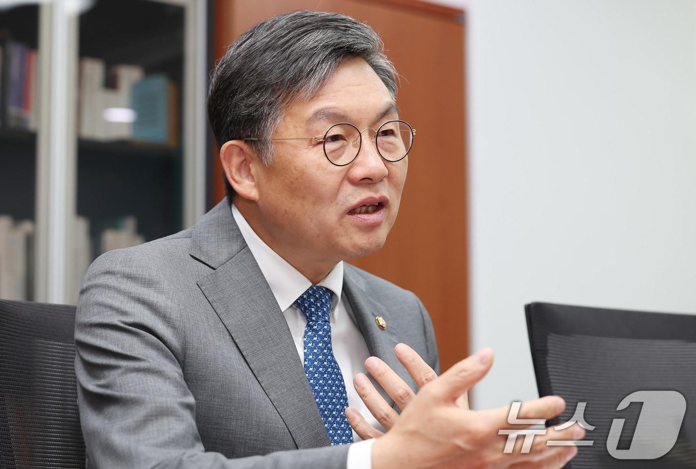 김윤 더불어민주당 의원. 2024.5.31/뉴스1 ⓒ News1 김민지 기자